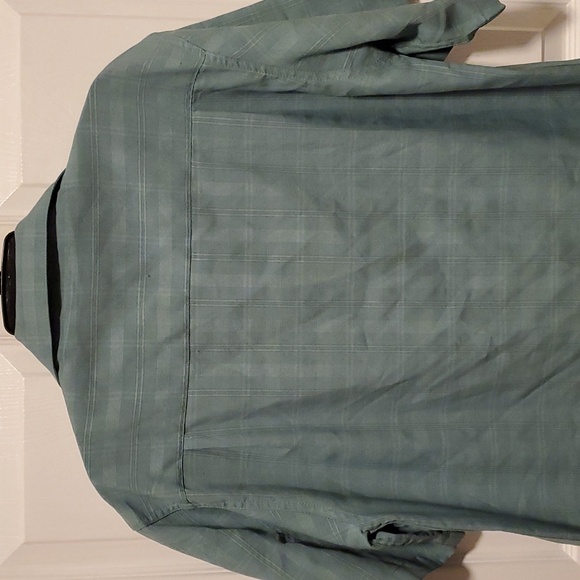 Haggar Luxury Microfiber Men's Green Plaid Button Down Short Sleeve Shirt- Large - Picture 6 of 7